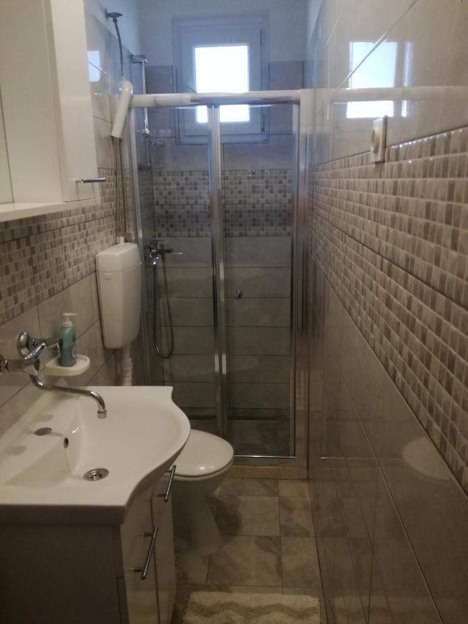 Apartman Laus Zavalatica Eksteriør billede